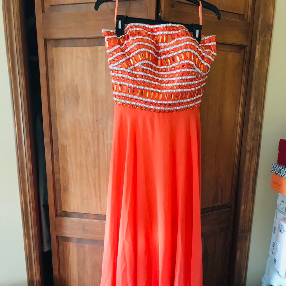 Prom dress